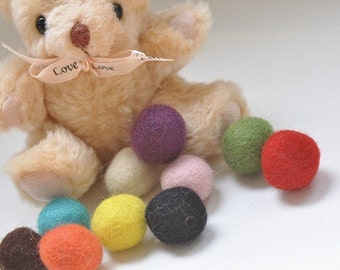 2cm Multi Farbe Wolle Filz Pom-Poms Pom Pom Kugeln Perlen Party Dekor Untersetzer Handwerk 10pcs ein Pack in einer Farbe