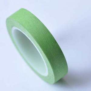 Dünne grüne Washi Tape Masking Tape 10mm x 10M Rolle Nr.12759