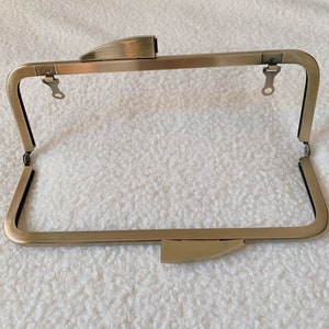 21.5cm( 8 1/2") Bronze Purse Frame With Inside Loops 21.5cm x 7.5cm