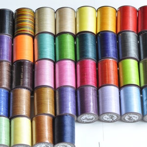Hilo de poliéster encerado redondo para costura a mano, ideal para cuero, ancho 0,35 mm, 0,45 mm, 0,55 mm, 0,65 mm y 0,8 mm. Elija el ancho y el color.