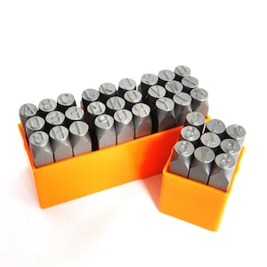Tamanho 2mm/3mm/4mm/5mm/6mm/8mm/10mm Conjunto de selos de números e letras de liga de aço de A-Z e 0-9