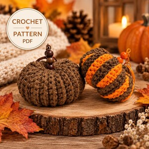 Schema PDF per portachiavi a forma di zucca all'uncinetto, schema autunnale facile