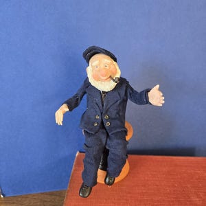 12th scale salty sea dog seated by kastlekelm miniatures