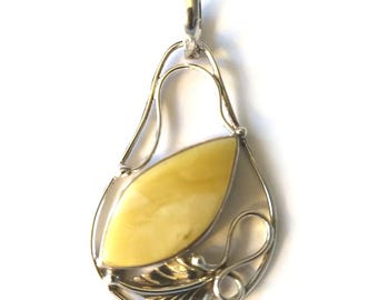 Vintage Butter Amber and Sterling Silver Leaf Pendant from the Baltic