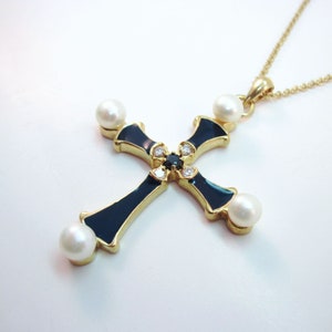 Vintage Marine- und Perlen-GEP-Kreuz mit Mittelsteinen und Kette