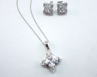 Orecchini Quadrati In Argento Sterling Con Zirconia - Eleganti E Minimal Per Ogni Occasione - Gioiello Donna
