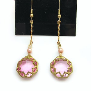 Vintage Goldtone Pink Faceted Acrylic Hexagon Dangle Earrings