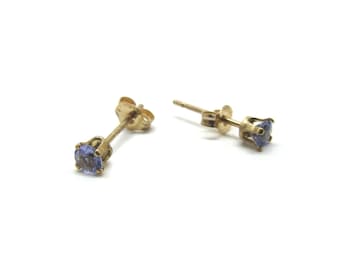 Vintage 10kt Gold Stud Earrings with Tanzanite - Stamped 417 (fineness)
