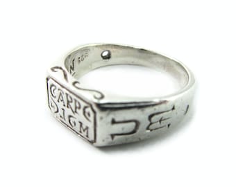Vintage Sterling Silver CARPE DIEM Seize the Day Solar Ring - stamped .925