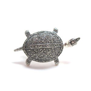 Vintage Sterling Silver and Marcasite TURTLE Brooch w/Emerald eyes - 01C047EF