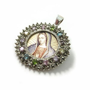 Vintage madonna en marcasiet en meerstenen speldhanger - Ann Gale Patent 174967 - Made in Mexico