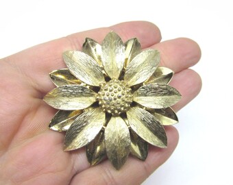 Vintage Signed SARAH COVENTRY Sunflower Brooch - 1960-70s