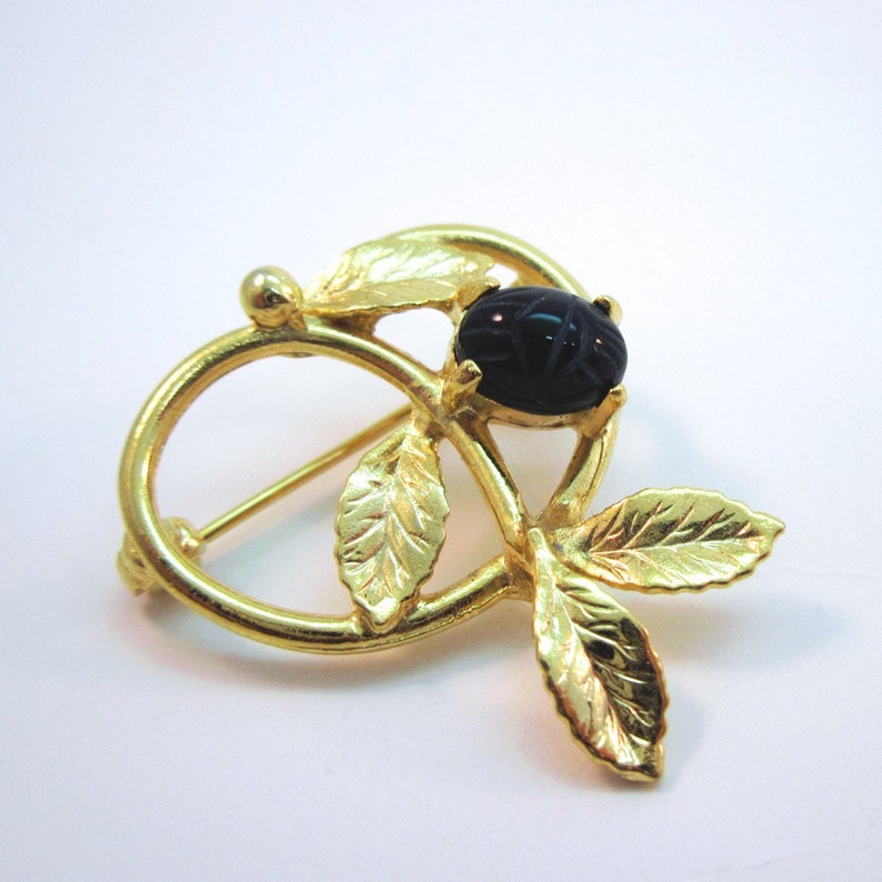 Onyx Vintage Goldtone Leaf Brooch with a Genuine Carved Scarab