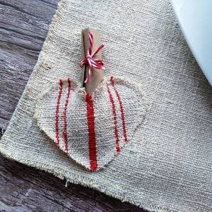 Red grain sack placemat set, primitive valentines plate mat table decor image 5