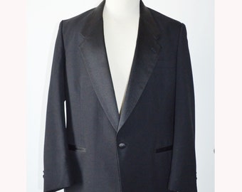 Christian Dior Paris Authentic Vintage Black Tuxedo Blazer