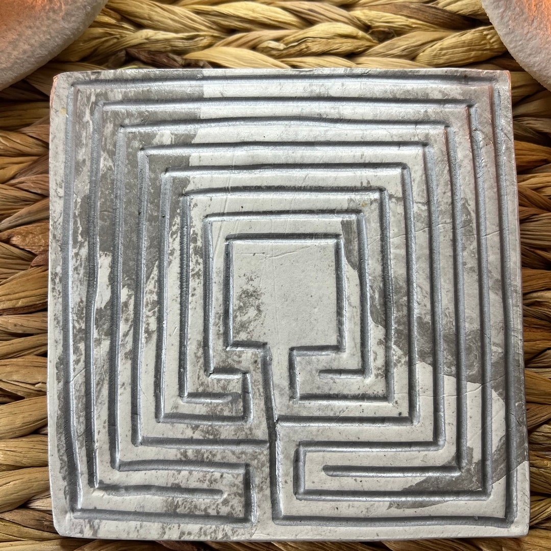 Finger Labyrinth for Meditation / Prayer / Mindfulness - Marbled Linear ...