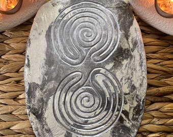 Palm-sized Finger Labyrinth for Meditation / Prayer / Mindfulness ...
