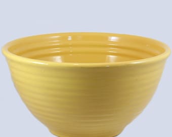 Bauer Pottery Los Angeles Ringware #9 Mixing Bowl 10.5” Chinese Yellow c. 1930
