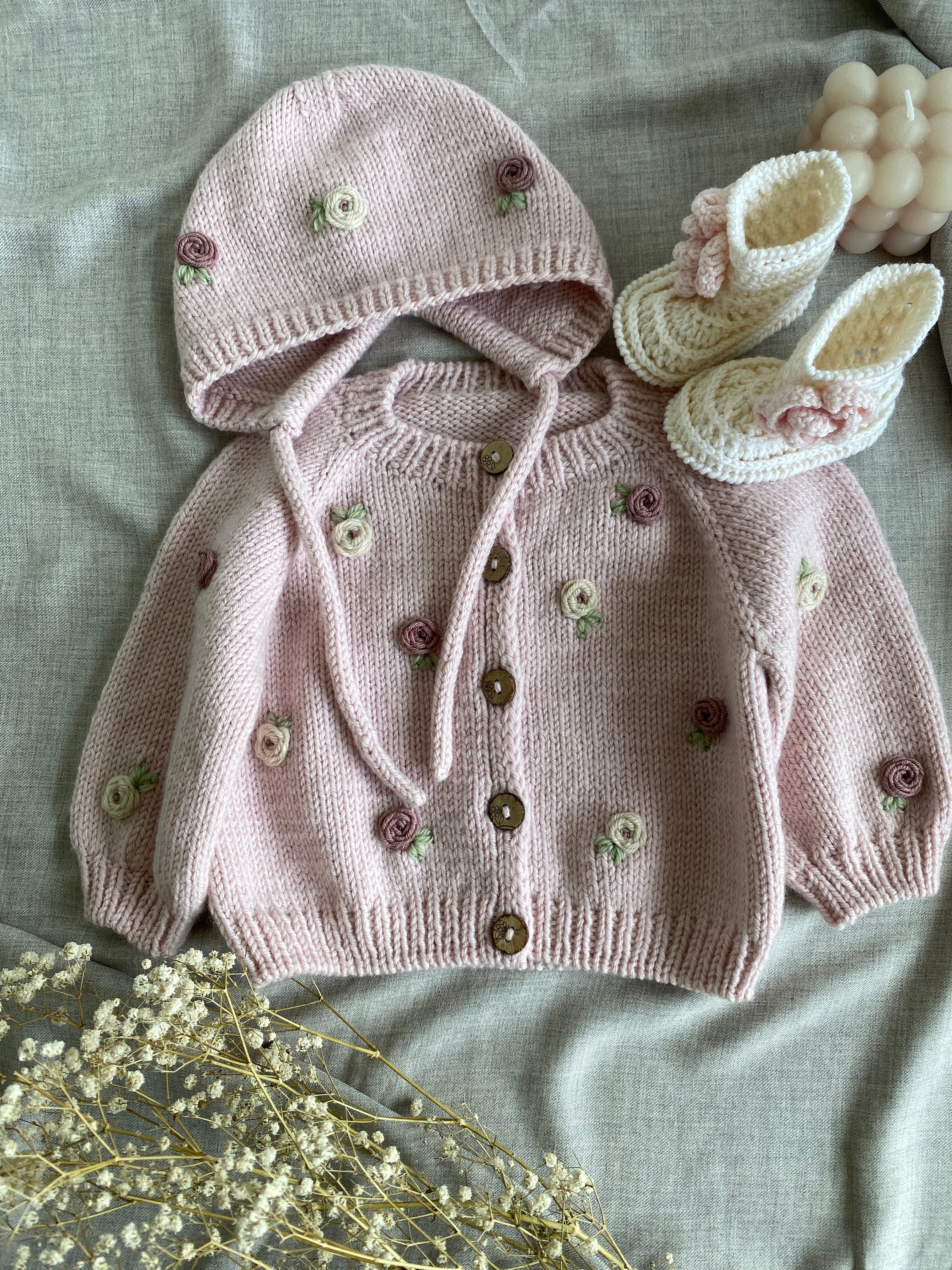 Cagoule pour bébé en laine mérinos avec pompon de fourrure, chauffe-tête et  cou tricotés à la main, vêtements de bébé tricotés -  France