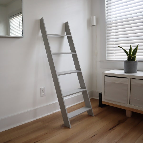 Grey Blanket Ladder - Blanket Rack - Leaning Towel Ladder - Ladder Blanket Holder - Wood Ladder for Throws - Blanket Ladders