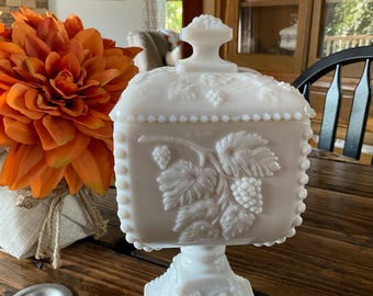 Westmoreland Glass Paneled Grape Milk Glass Lidded Pedestal Candy Dish