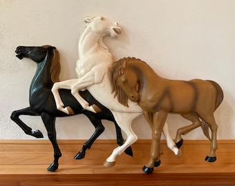 Burwood Products 3 Dimensional Molded Plastic Horses Wall Decor~1973