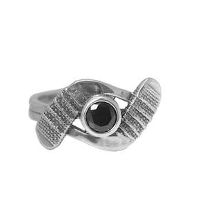 Face-off Hockey Silver Ring with Onyx, Hockey Ring, Hockey Jewelry, Mother&#39;s Day Gift, Gift for mother, Hockey Mom Ring
