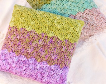 Crochet Pattern - Mermaid Dreams Pillow - PDF