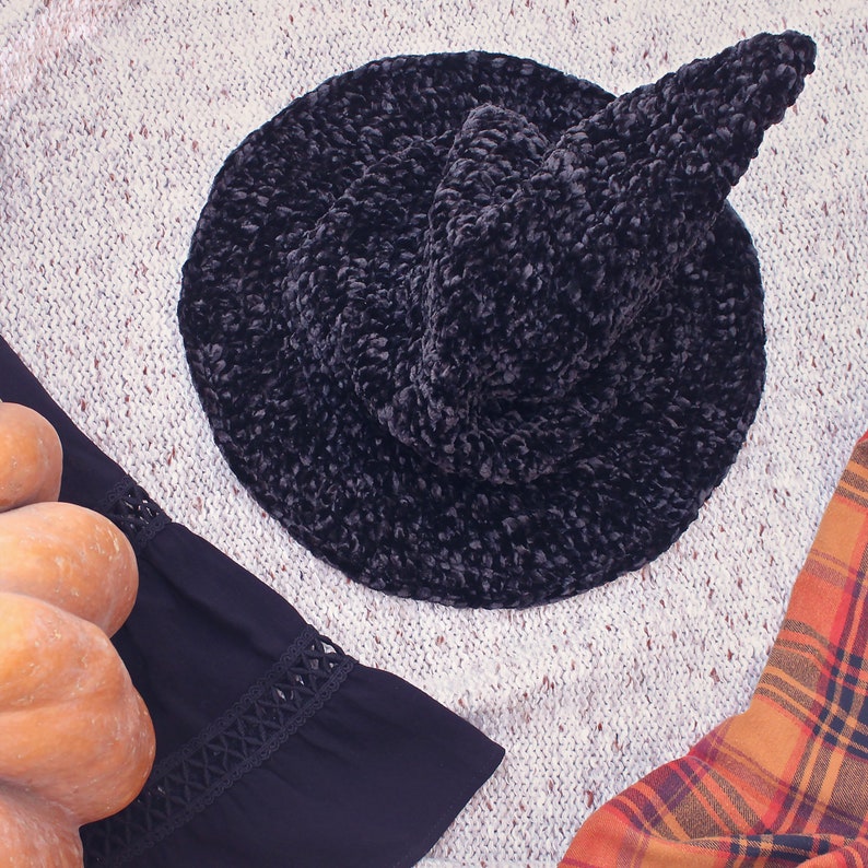 Crochet Pattern Velvet Witch Hat PDF image 3