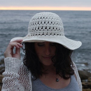 Patron au crochet Chapeau de soleil pétales PDF image 3