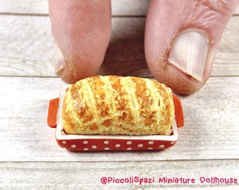 Soft and crunchy bread in pan, food miniature, dollhouse homemade cuisine, 1:12 scale, rustic baked bread, dolls Italy food, bakery roombox