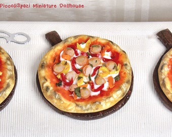 Pizza sausage and peppers, miniature food, 1:12 scale, dollhouse, Italian pizzeria, Italian food, pizza for dolls, minis ooak