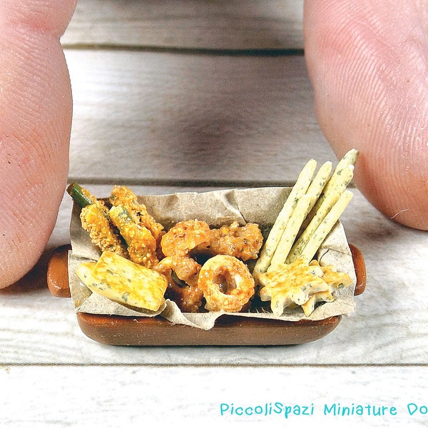 Mixed vegetables fried snack, fake food miniature, 1:12 scale dollhouse, veggie fry, roombox fried cuisine, crispy snack, Italy handmade