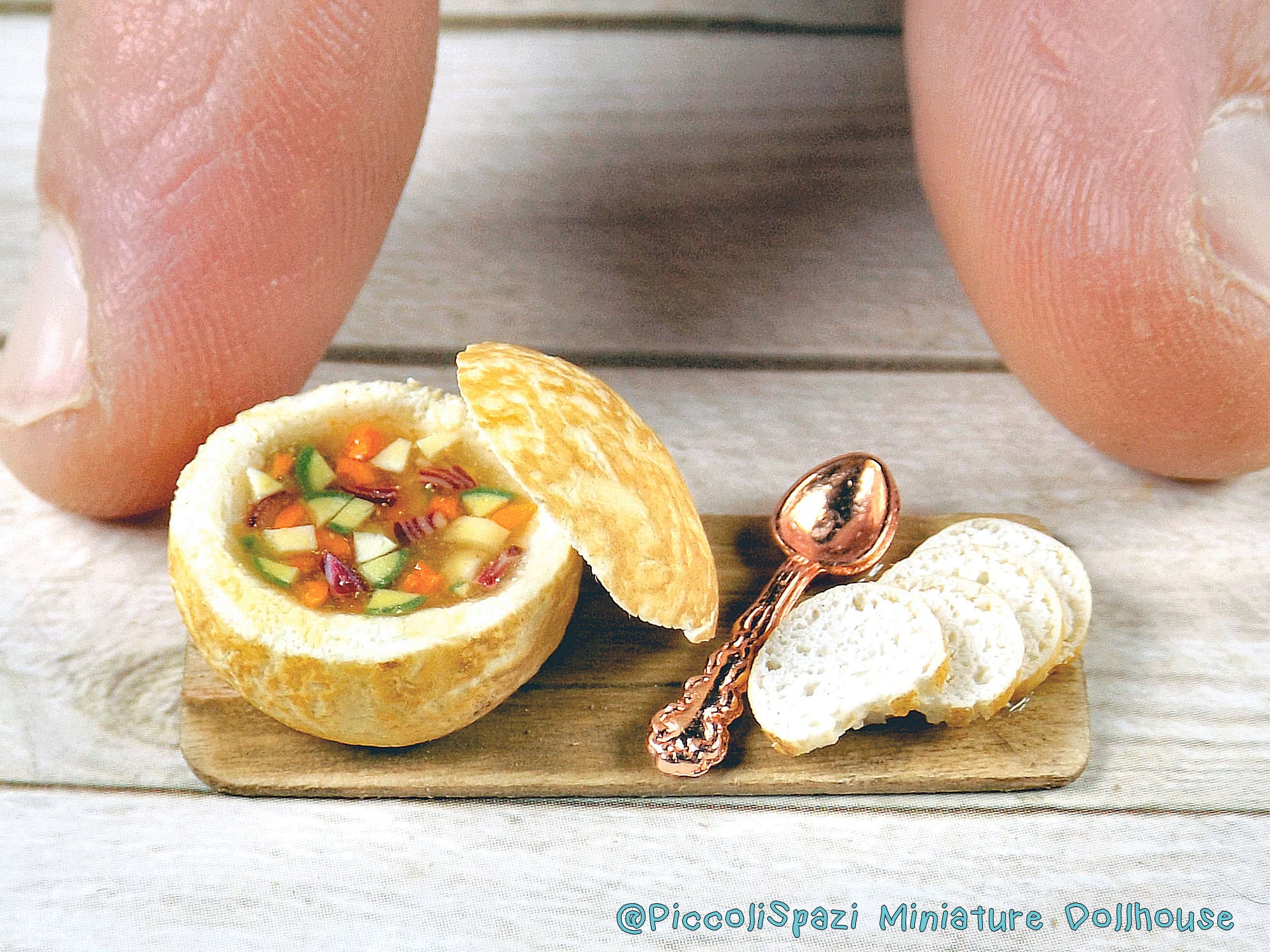 Dolls House Food Tumdee Miniatura Zuppa Di Verdure Per Case Delle Bambole Scala 1:12 - Accessorio Tumdee Handmade Zuppa Di Verdure Scala 1:12 - Foto 5