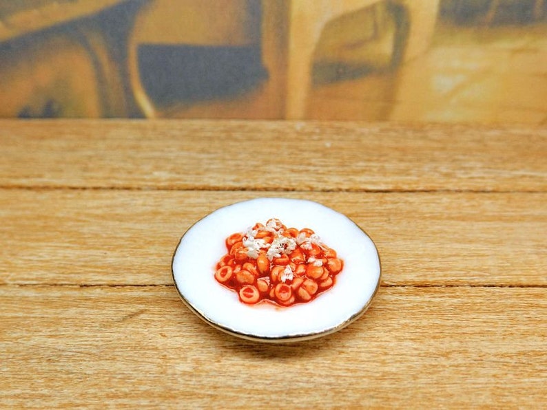 DOLLHOUSE MINIATURES 2 FOOD PLATES GREEN BEANS /& PIZZA FOOD DECO 1:12