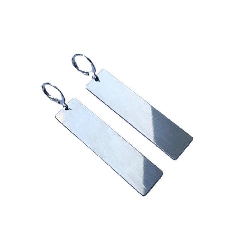 shiny rectangular handing earrings