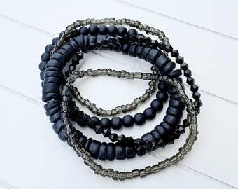 Black Bead Bracelet Making Kit – DIY Jewellery Craft Set for Kids and Teens, Makes 5 Bracelets