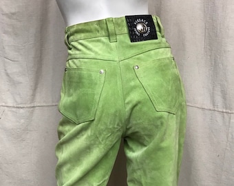 Pantalones VERSACE de gamuza verde talla 6 // Pantalones de cintura alta para mujer de los años 90, estilo vintage de alta costura, color lima