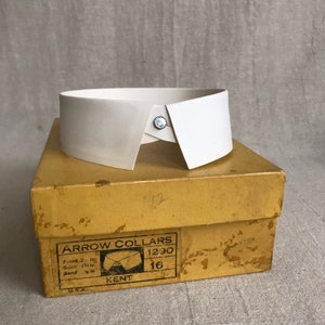 Detachable Collar Arrow Kent Size 16 Size 17 DEADSTOCK 20s Edwardian Pointed Collar Open