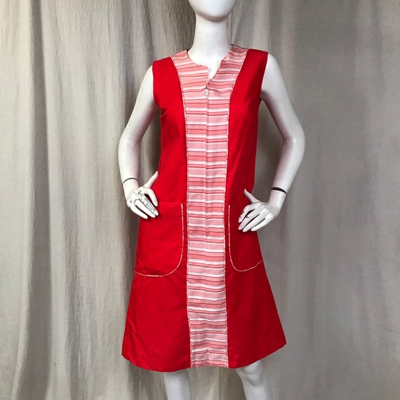 60s House Dress Vintage Red Stripe Size Medium //… - image 1