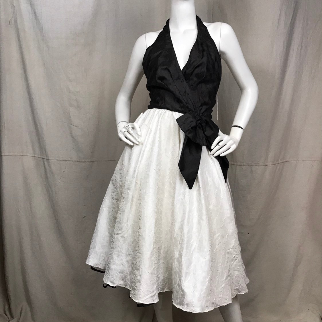 black kids dresser Zapakasa Women Elegant Satin Long Formal Dress Strapless Sheath Black Tie  Dress with Bow