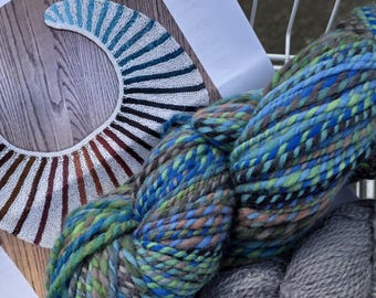 Coecles Shawl "Grey/Multi Blues"