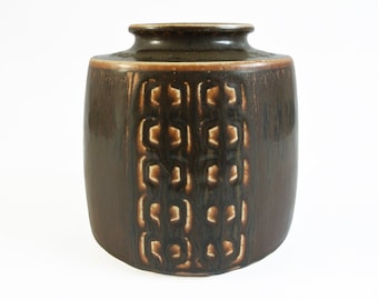 Valdemar Petersen Bing & Grøndahl ceramic vase. Denmark. 1950's.