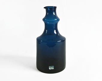 Bertil Vallien Åfors Blue Glass series glass vase. Sweden, 1960s.