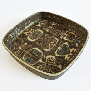 Vintage Baca ceramic bowl. Designed by Nils Thorsson. Made by Royal Copenhagen, Denmark. 1960s.