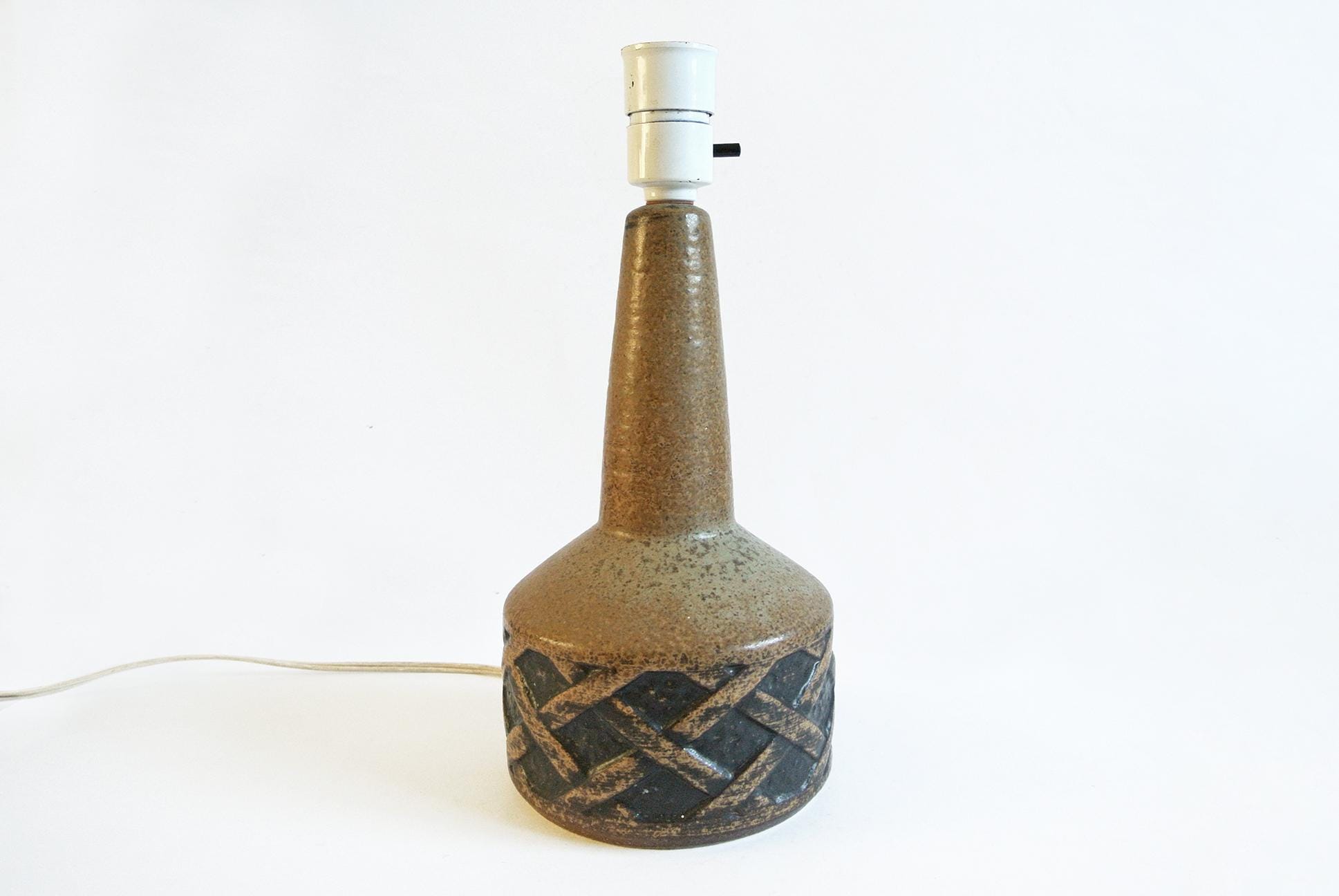（中古）Bornholmの陶板 気になる陶器は Bornholm -ボーンホルム- 島出身 – クローバー