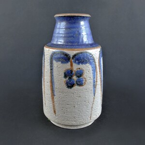 Søholm Noomi Backhausen ceramic vase. Denmark. Bornholm. 1960's or 1970's.