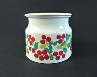 Vintage lingonberry Pomona jam jar. Designed Raija Uosikkinen. Made by Arabia, Finland. 1960's.