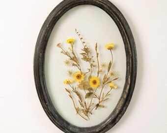 Handmade Dry Flower Black Oval Frame Botanical Wall Decor