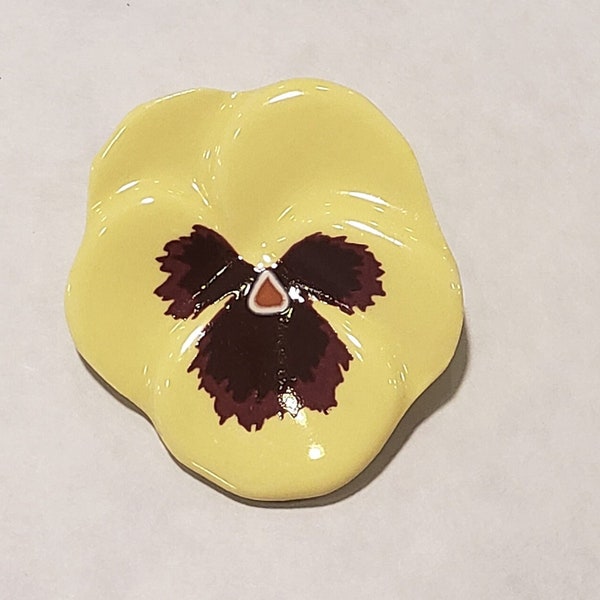 Vintage Brooch/Avon Brooch/Pansy Brooch/Porcelain Brooch/Yellow Brooch/Avon Jewelry